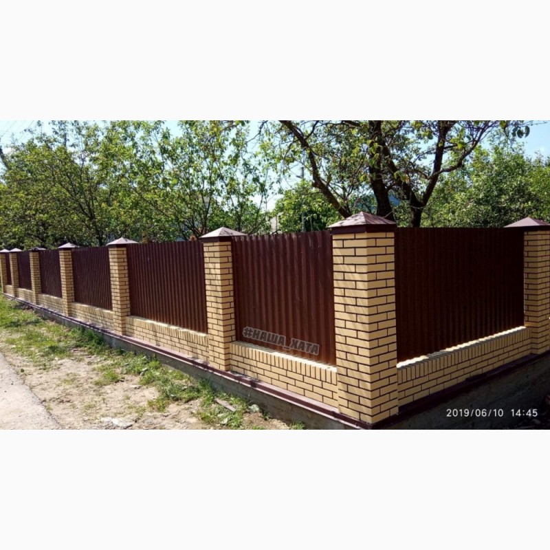 Фото 3. Сплошные бетонные столбы и подмуровки на забор, имитация кирпича.Цена изготовителя, Киев