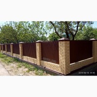 Сплошные бетонные столбы и подмуровки на забор, имитация кирпича.Цена изготовителя, Киев