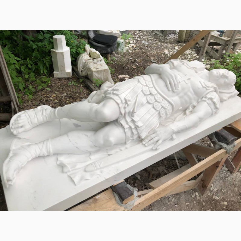 Фото 3. Скульптура Св. Себастьяна из белого мрамора производство под заказ