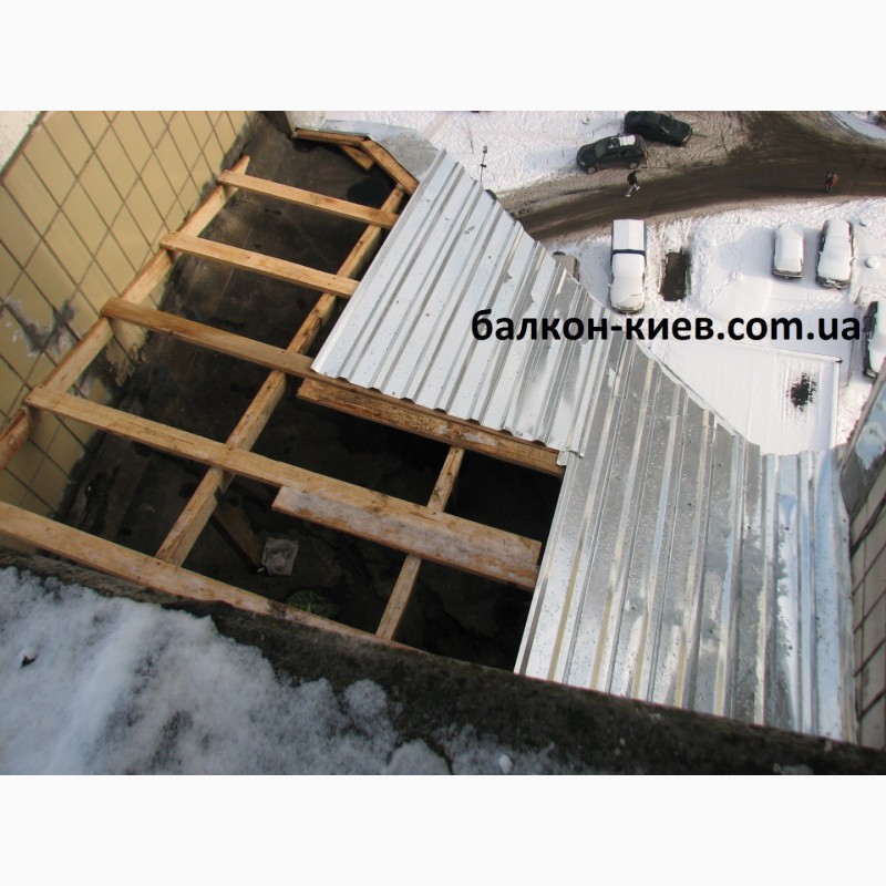 Фото 15. Крыша балкона последнего этажа. Монтаж крыши. Киев