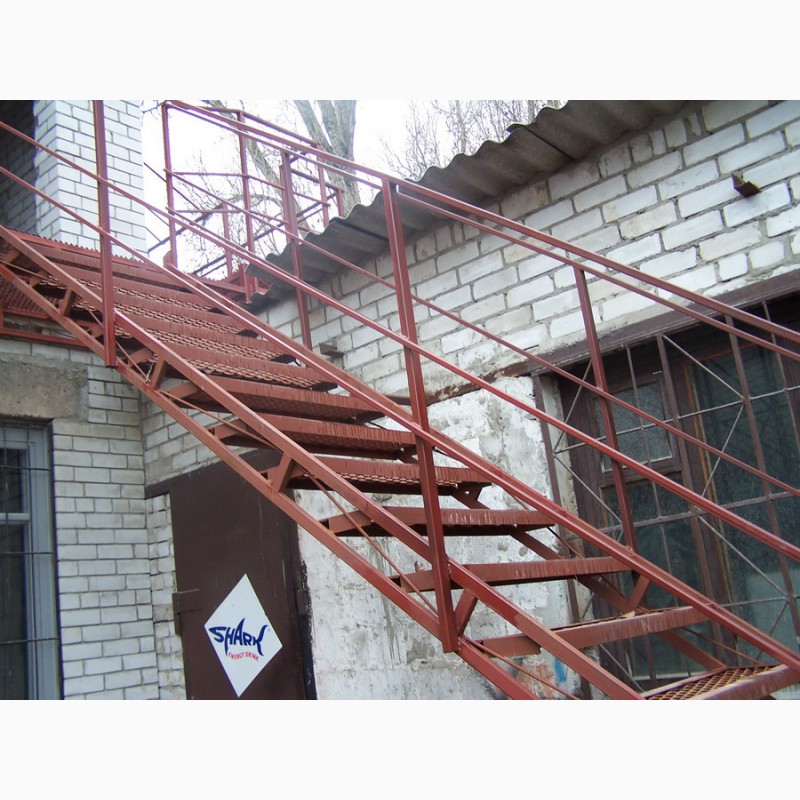 Фото 8. Лестница металлическая наружная. Броневик - Днепр
