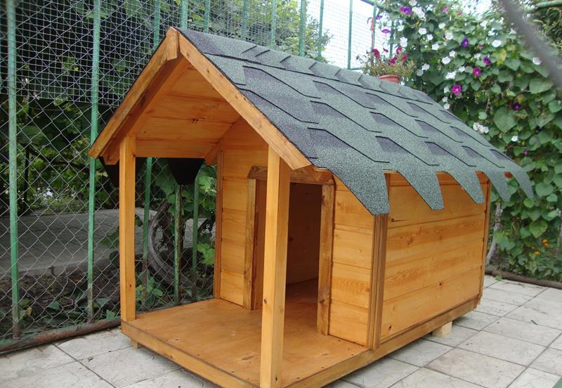 Фото 4. Деревянная будка для собак. Собачья будка. Будка для собак