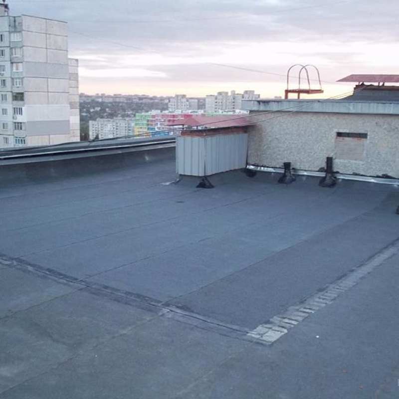Фото 2. Ремонт козырька и крыши балкона