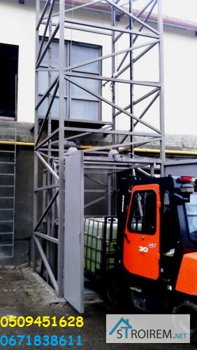 Фото 6. Лифт грузовой на 1 тонну установка подъёмника шахтного снаружи здания. Монтаж под ключ