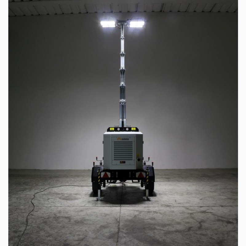 Фото 4. Освітлювальна вежа мачта дизель генератор серії BETA