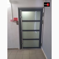 Входные алюминиевые двери от завода в Киеве, входная группа дверей