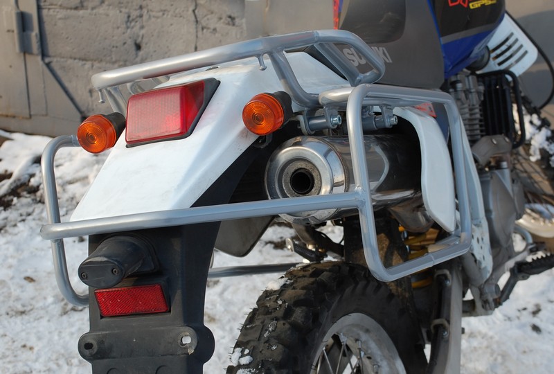 Фото 2. Багажники, защитные дуги, боковые рамки на мотоцикл