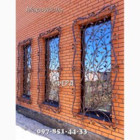 Металлические оконные решетки, изготовление и установка решеток на окна, ковка под заказ