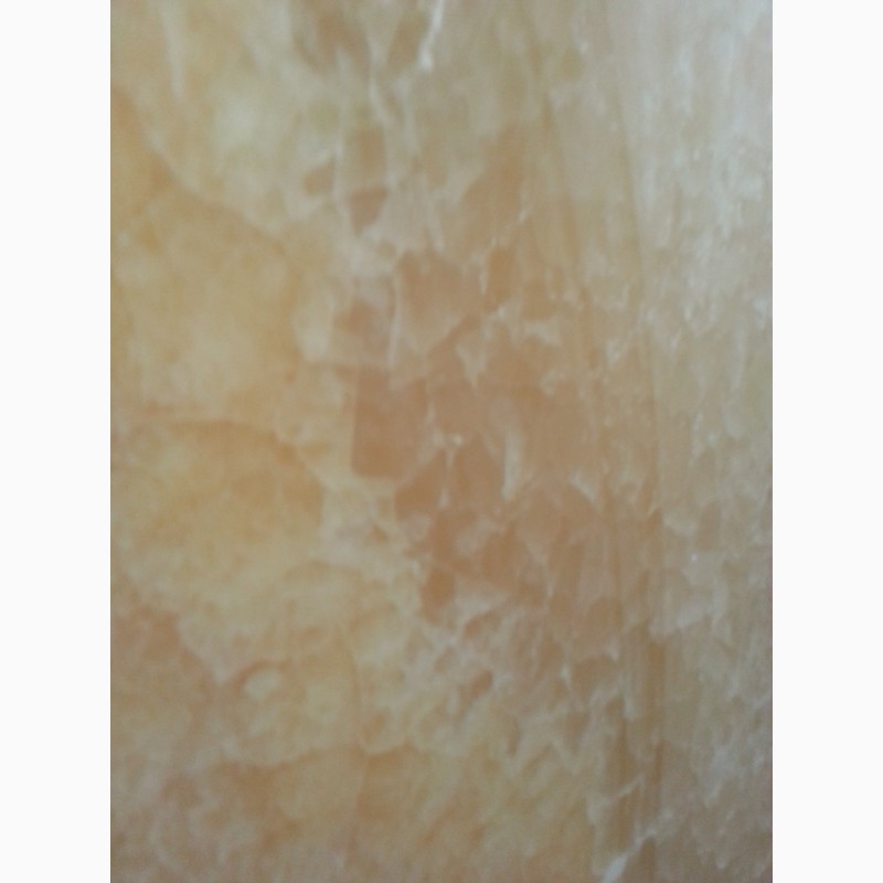 Фото 13. Шлифованный или полированный мрамор придаст обстановке более официальный вид
