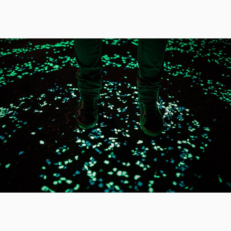 Фото 4. Водостойкая светящаяся в темноте краска Нокстон