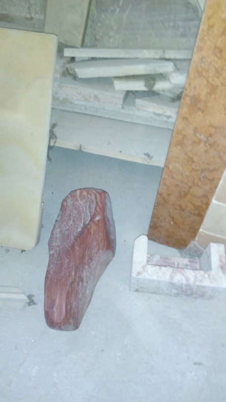 Фото 2. Мрамор с широким диапазоном цветов. Слябы и плитка стоящие недорого в складе