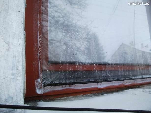 Фото 2. Енергозберігаюча прозора плівка на вікна